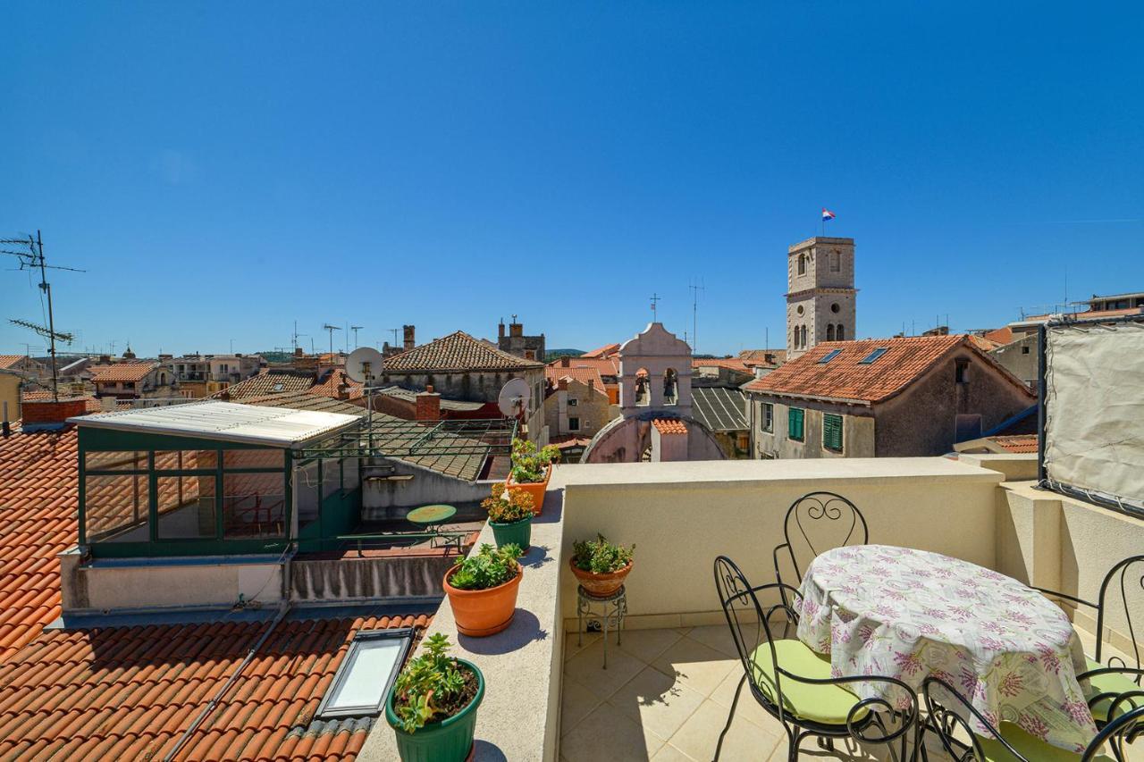Apartments Festum Šibenik Exteriör bild